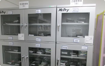 温度/湿度管理付き保管棚